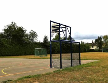 Aire de jeux et terrain multisport