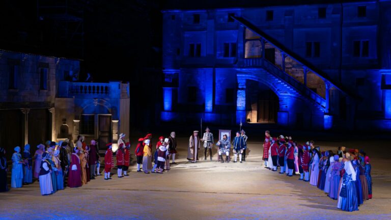 Spectacle historique de Meaux « Folles Époques ! »_Meaux